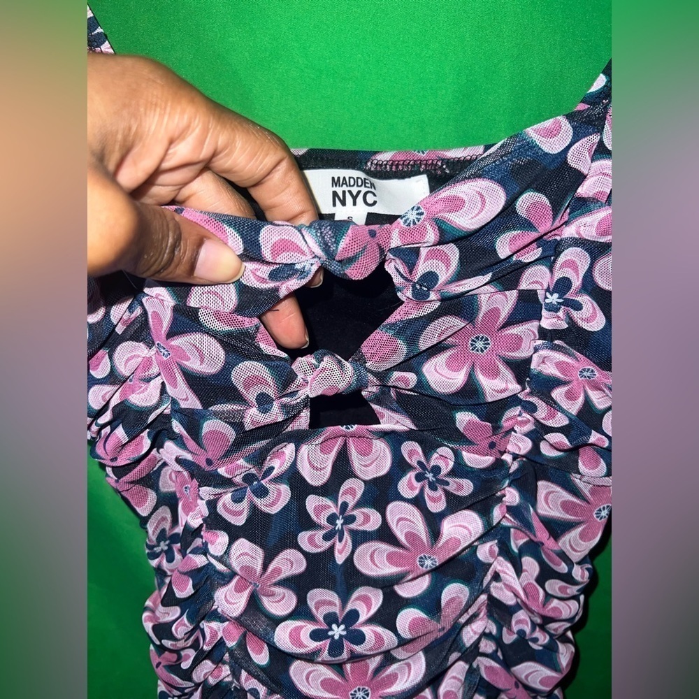 NWT Madden NYC Floral Ruched Dress size Small - Picture 4 of 7